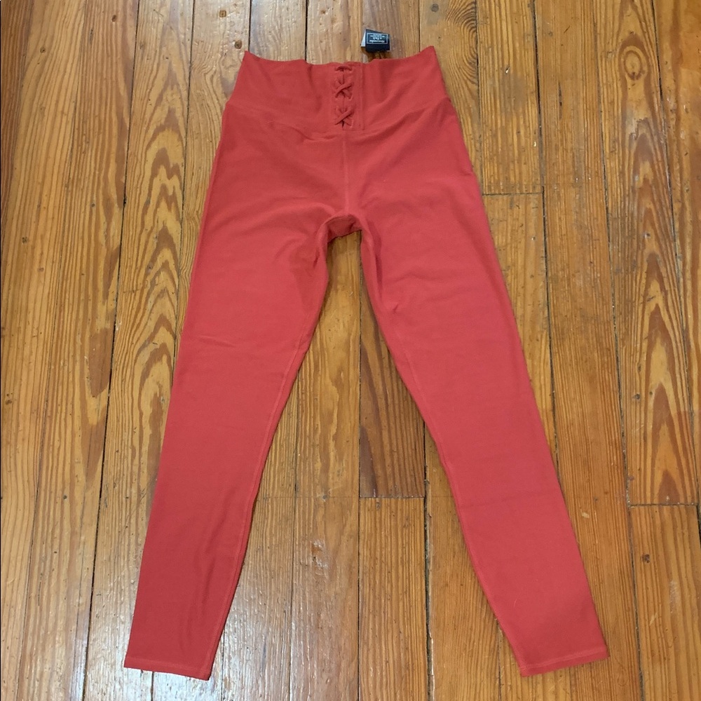 Abercrombie & Fitch Lace-Up High-Waist Leggings in Rust